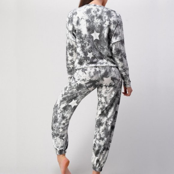 Tie Dye Star Print Lounge Set - Picture 4 of 8
